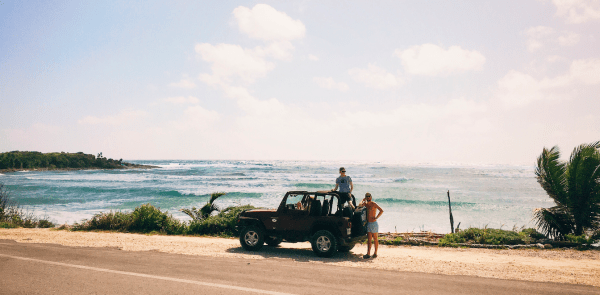Where to travel with friends? We tell you everything